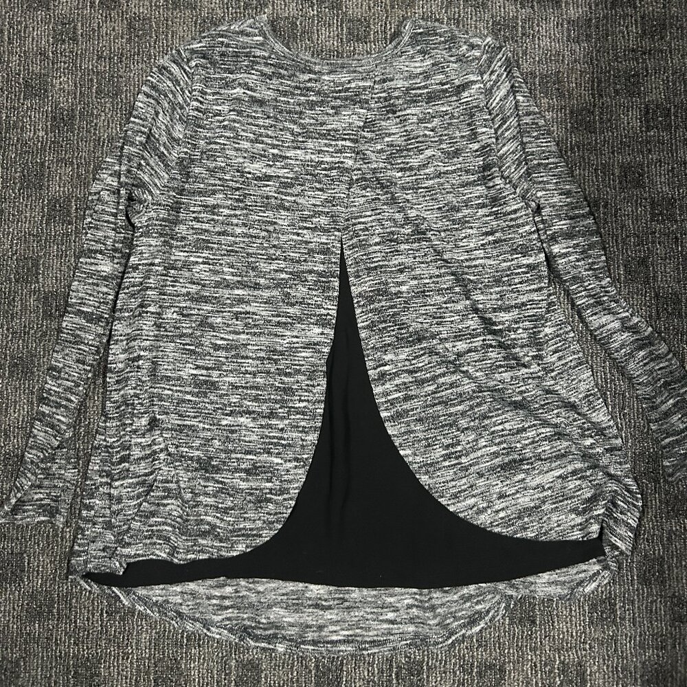 Old Navy black/grey knit top with black mesh inset in back large flowy